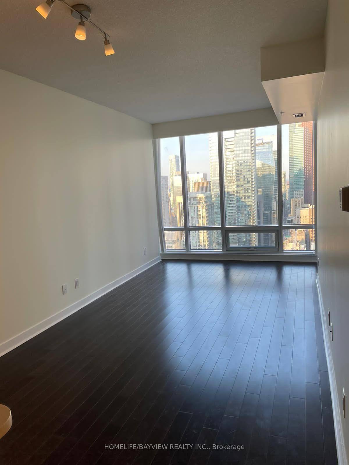 295 Adelaide St W, #4106