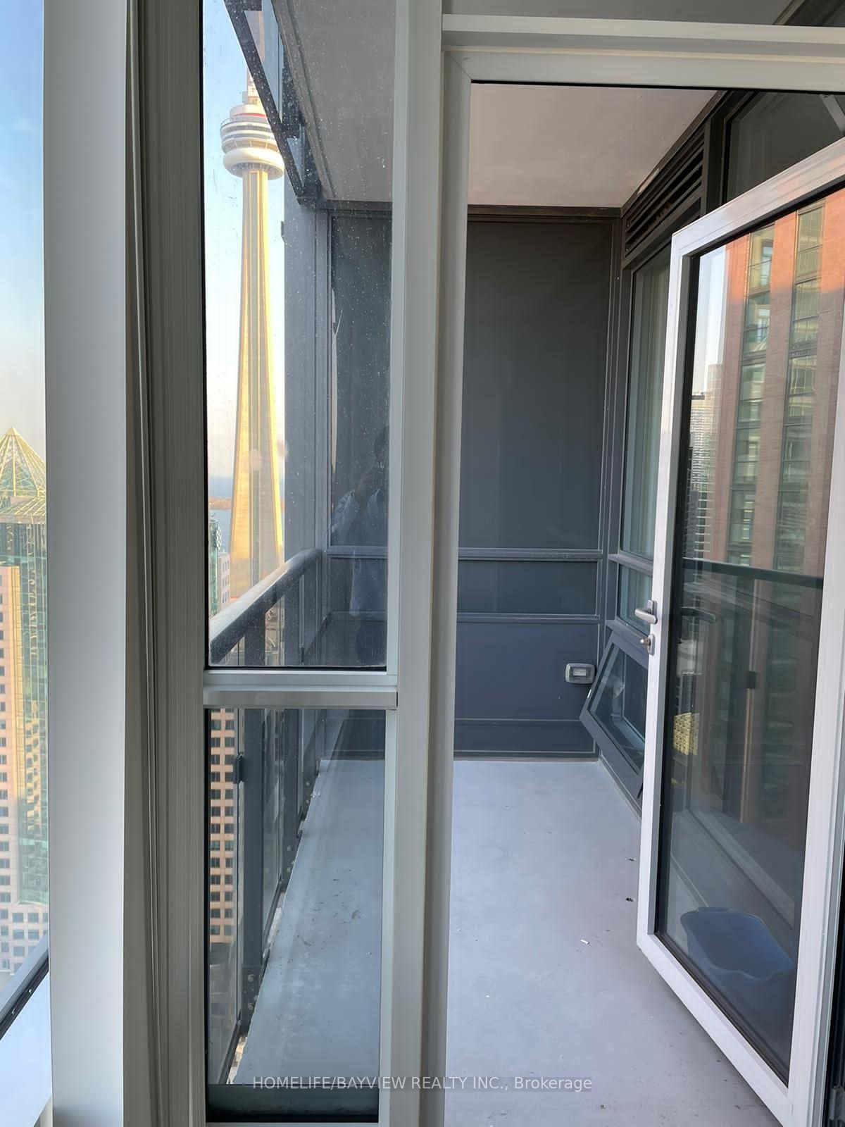 295 Adelaide St W, #4106