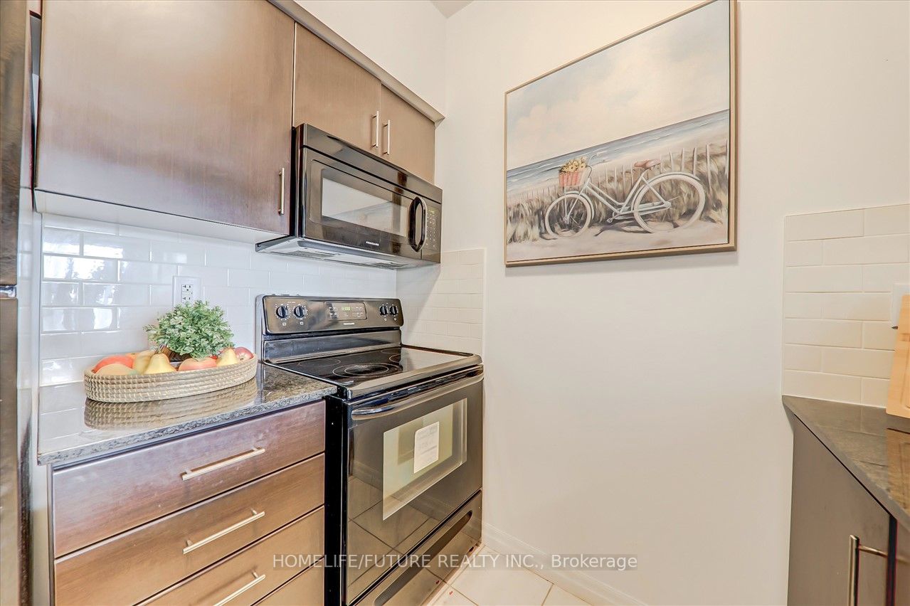 30 Herons Hill Way, #1802
