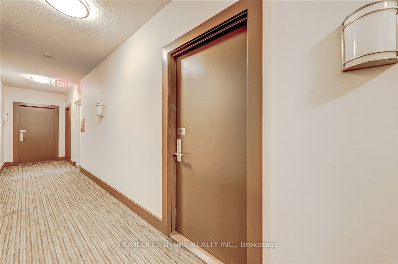 30 Herons Hill Way, #1802