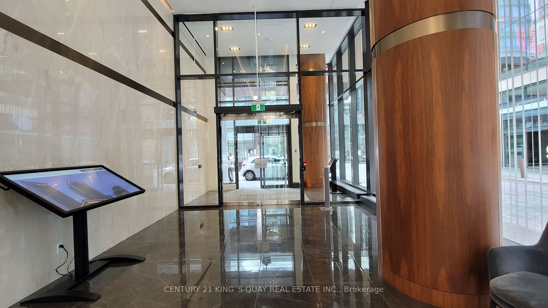 19 Bathurst St, #1009