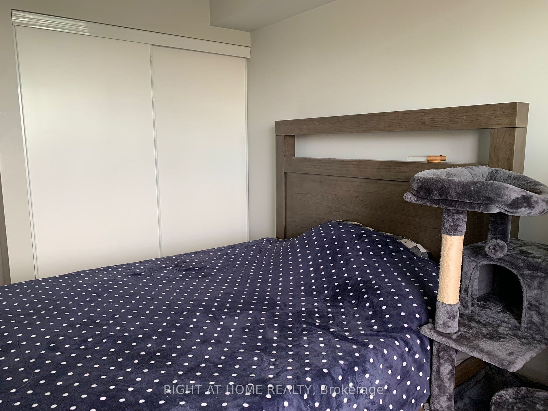 555 Wilson Ave, #1306