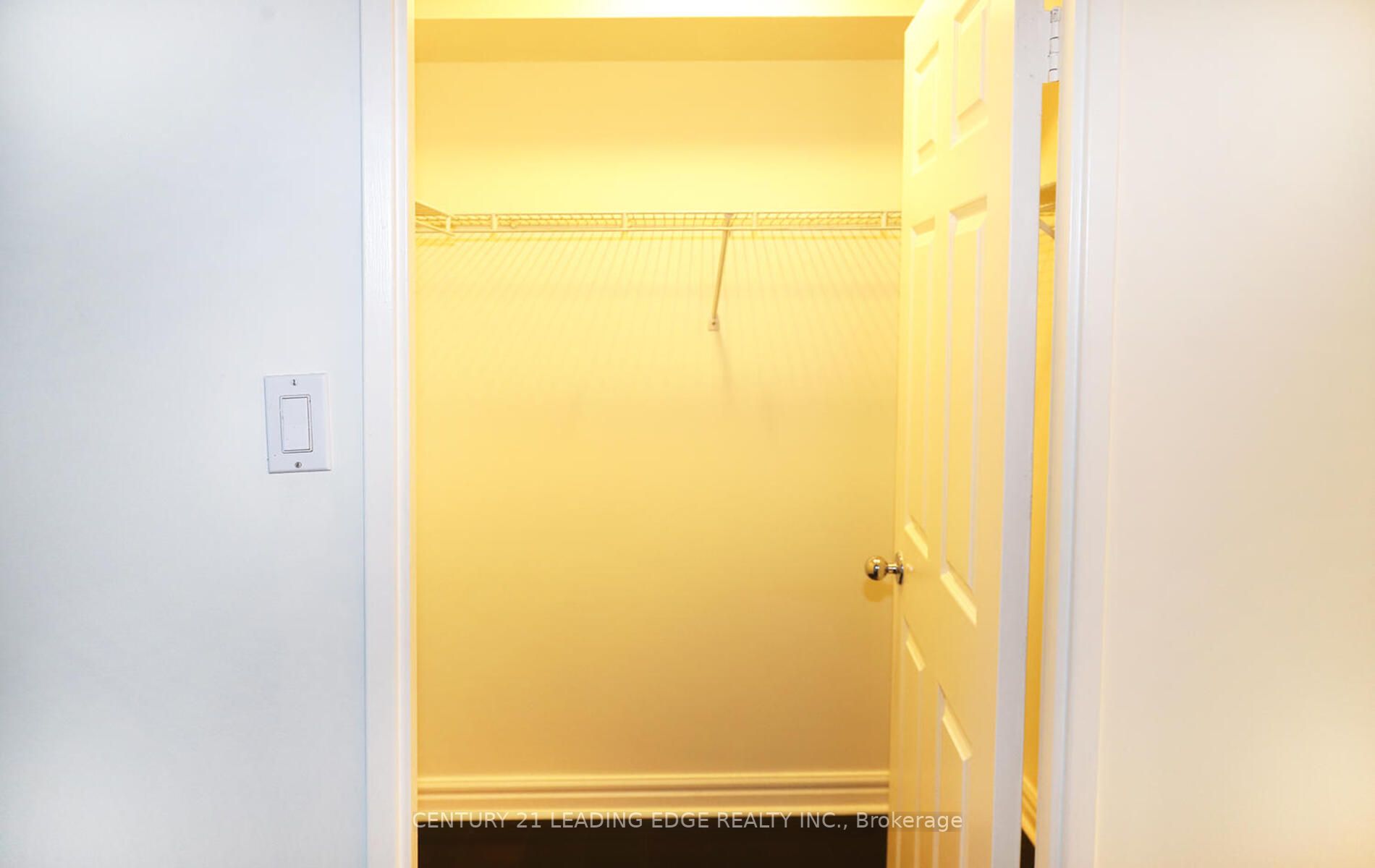 33 University Ave, #1508