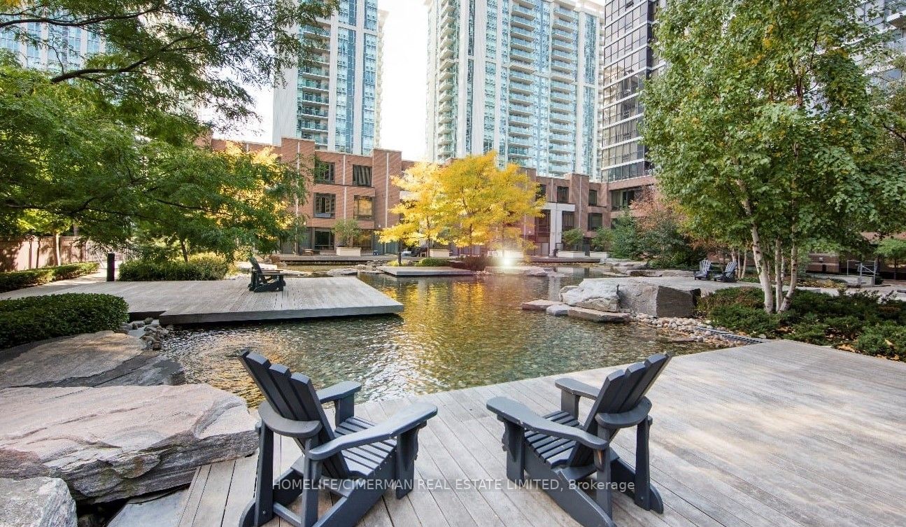 33 Sheppard Avenue E, #1811