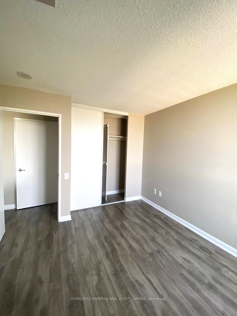 33 Sheppard Avenue E, #1811