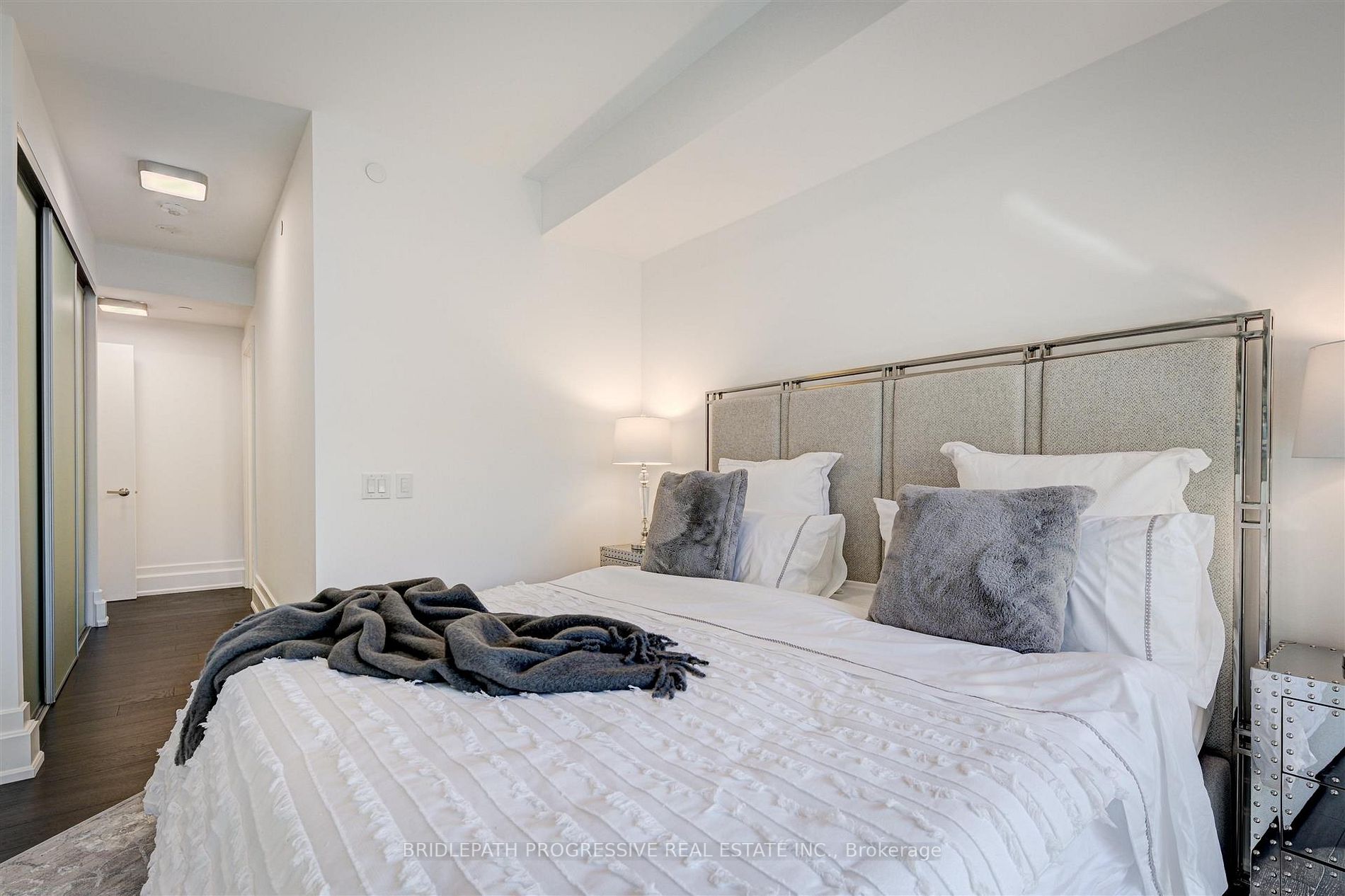 3 Southvale Dr, #401