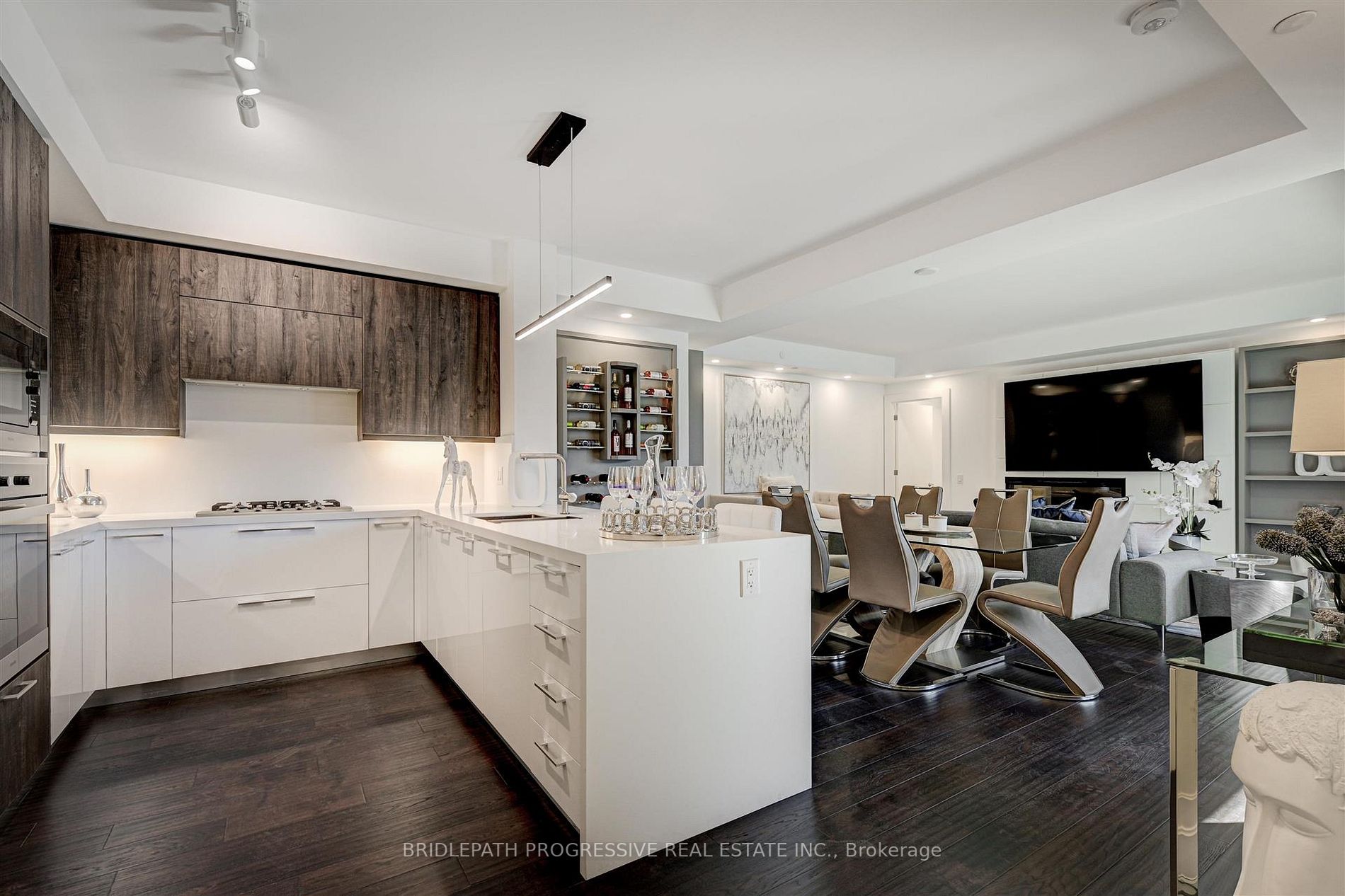 3 Southvale Dr, #401