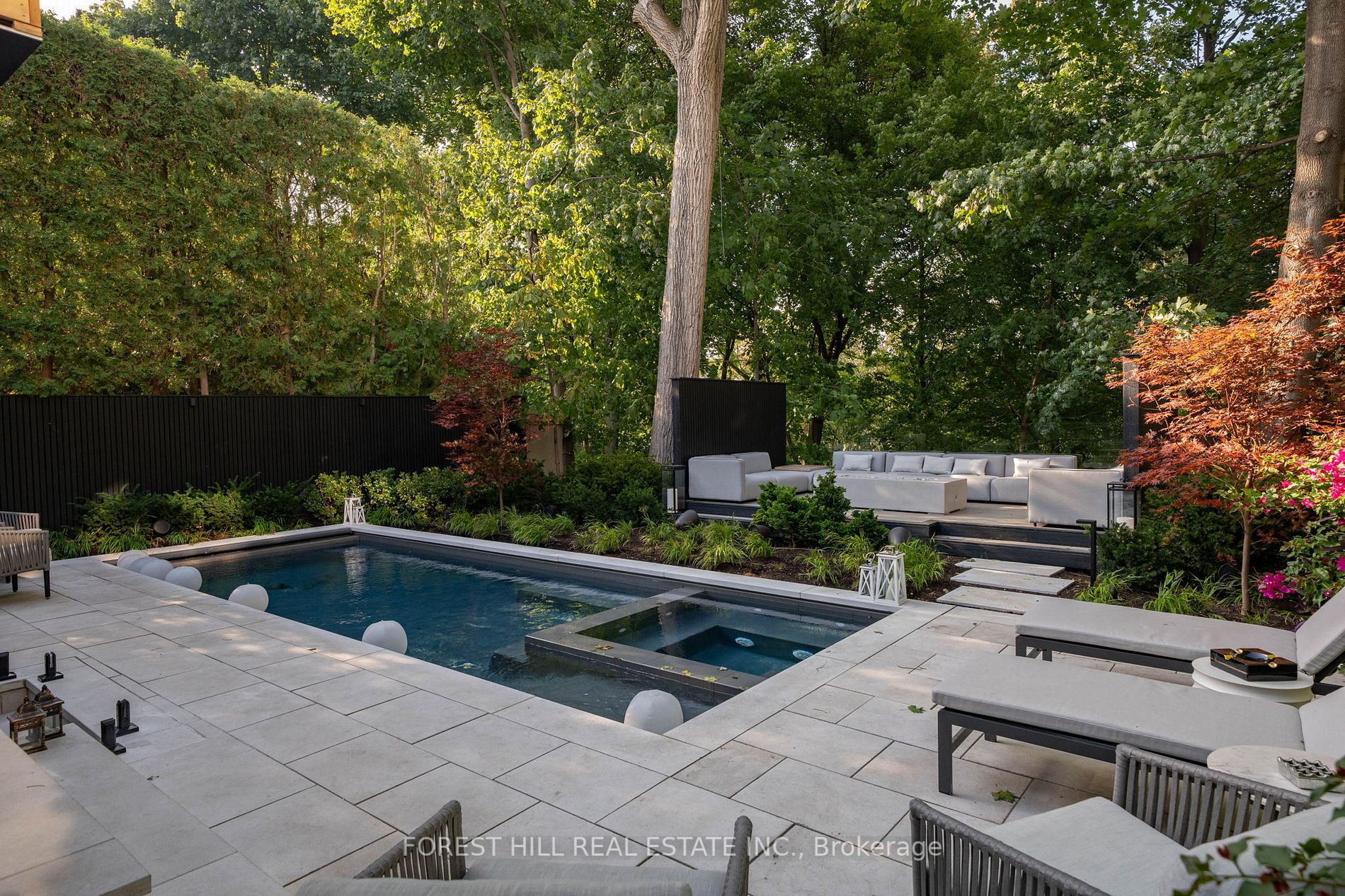 6 Lamport Avenue