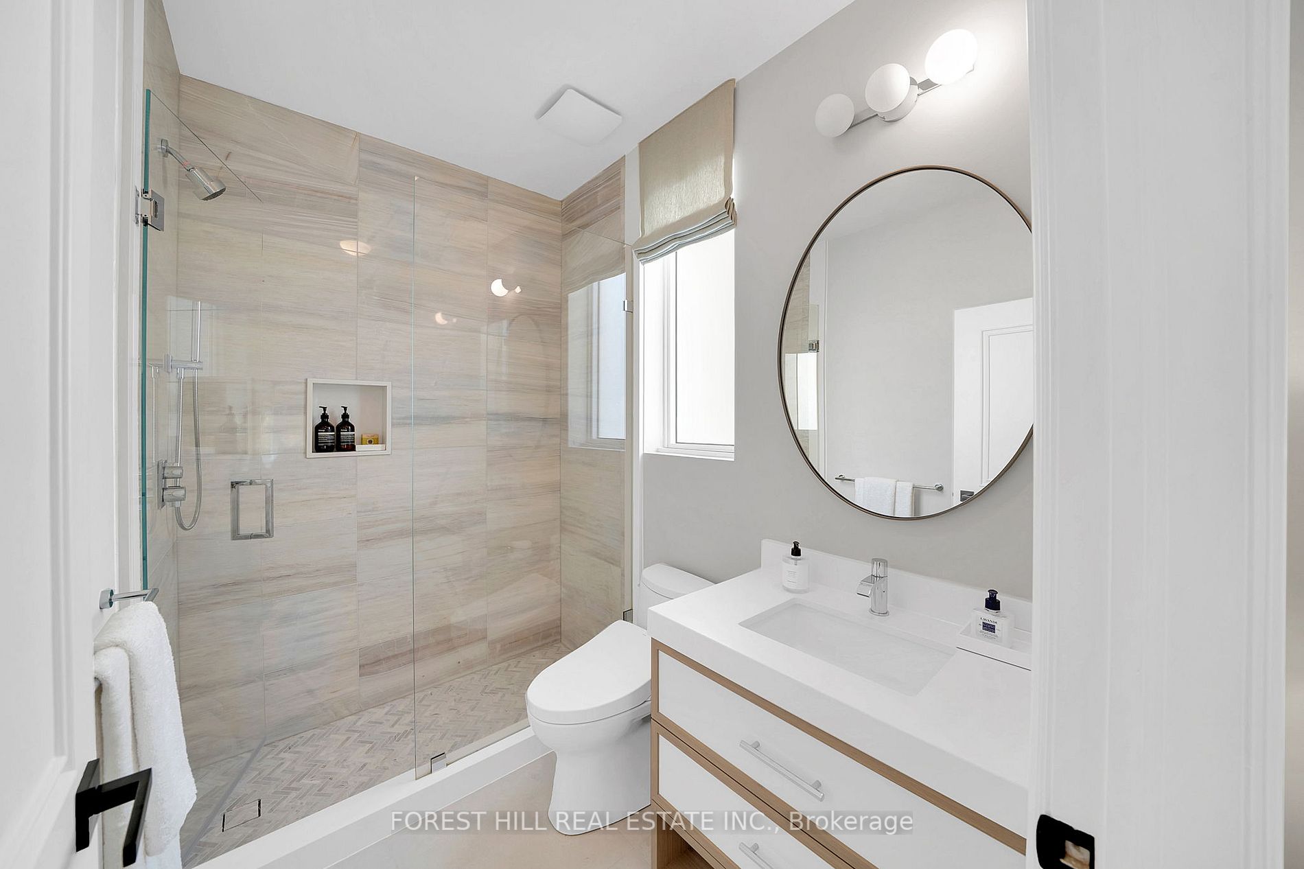 6 Lamport Avenue