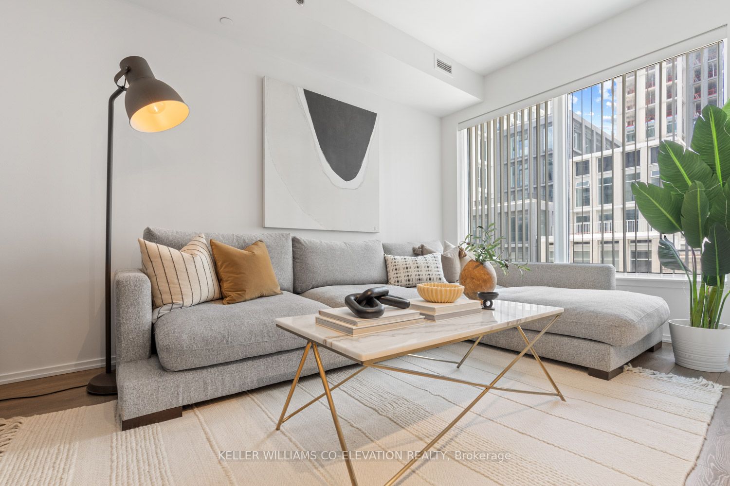 783 Bathurst St, #420