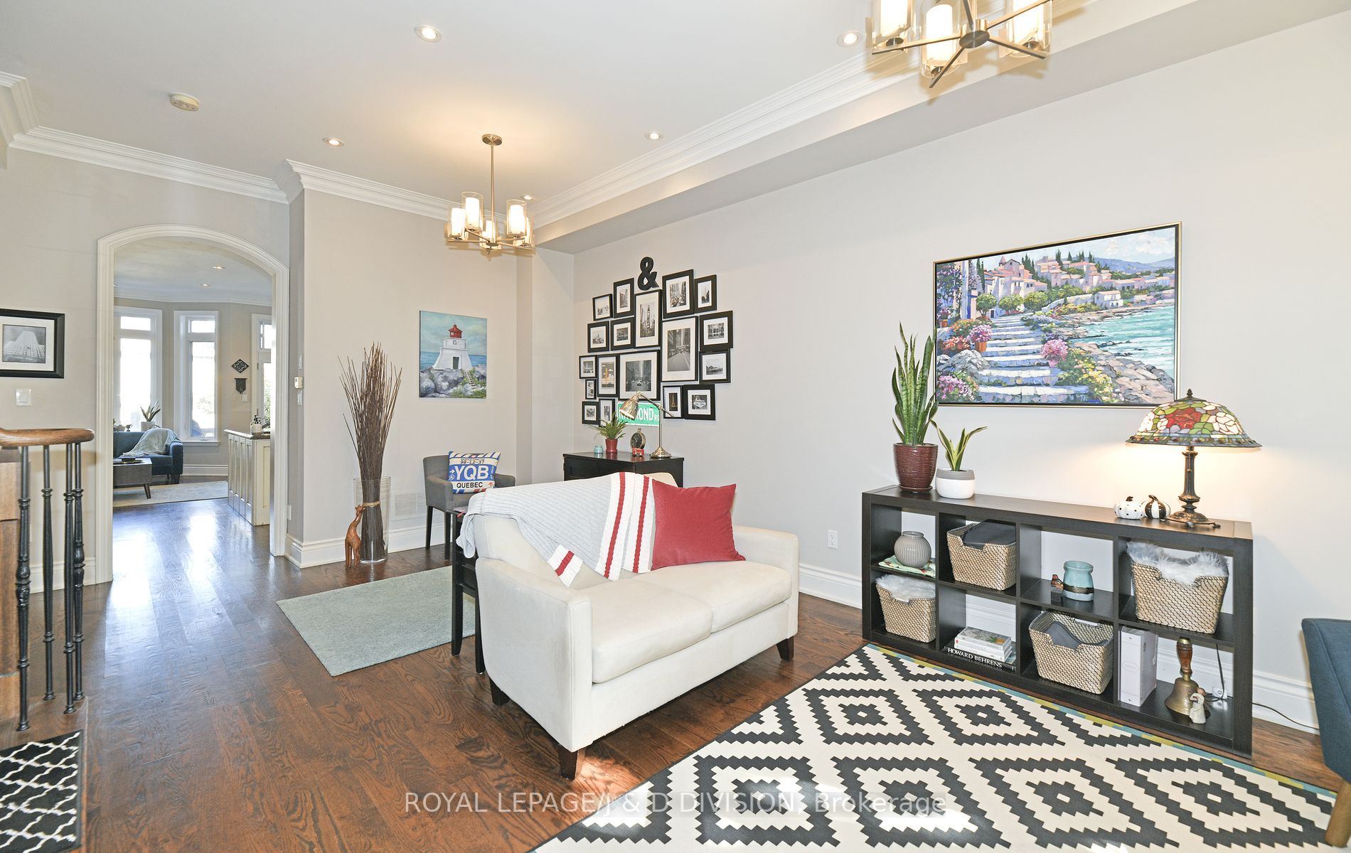 298 Woburn Ave