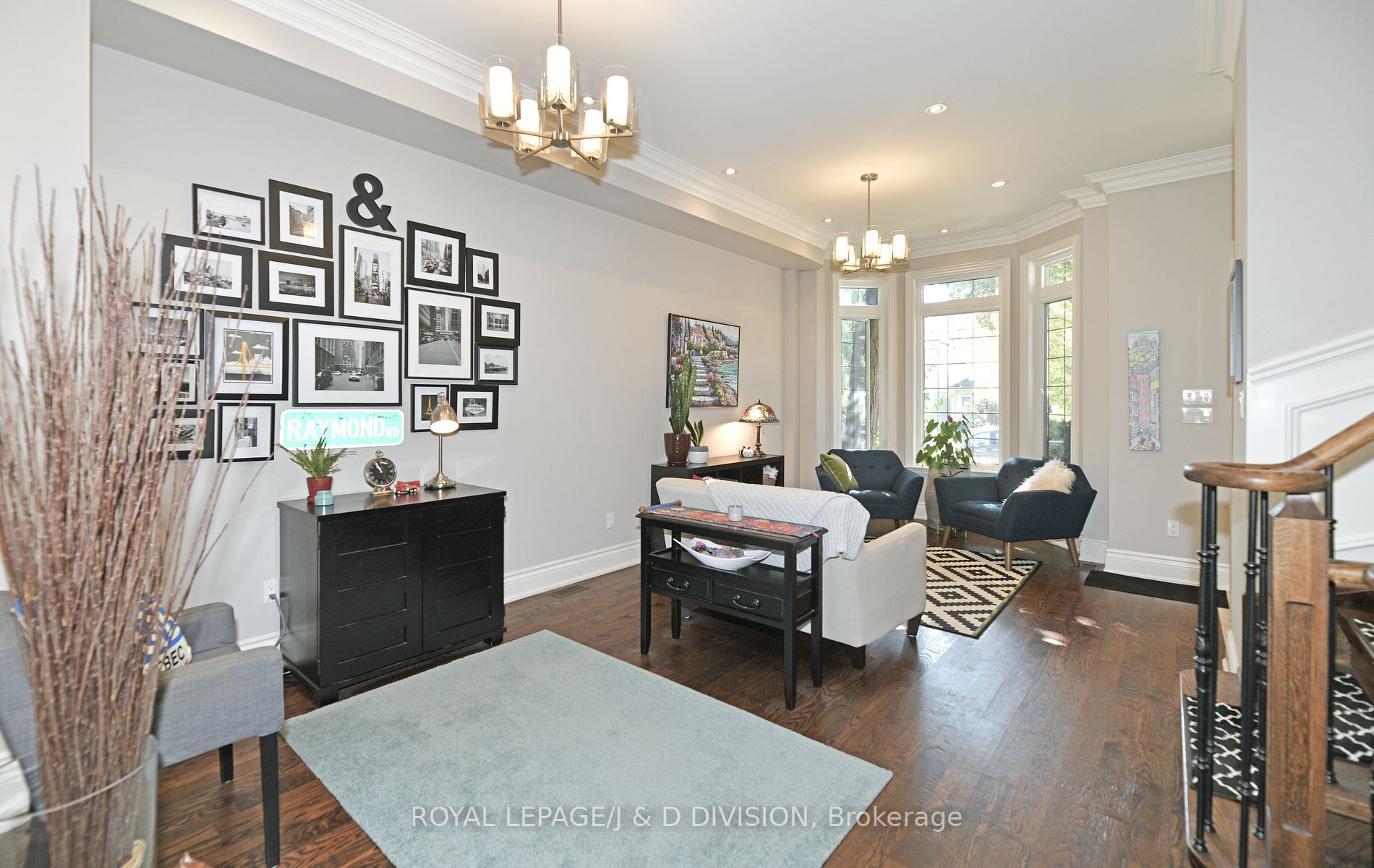 298 Woburn Ave