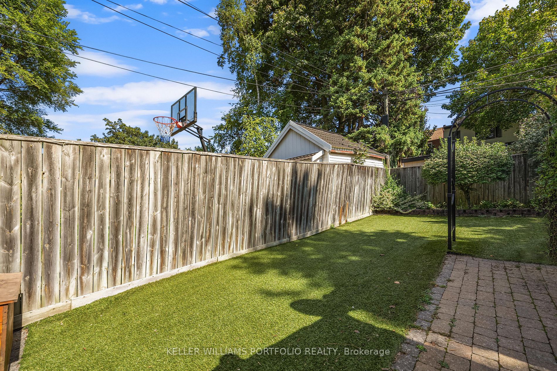 35 Belcourt Rd