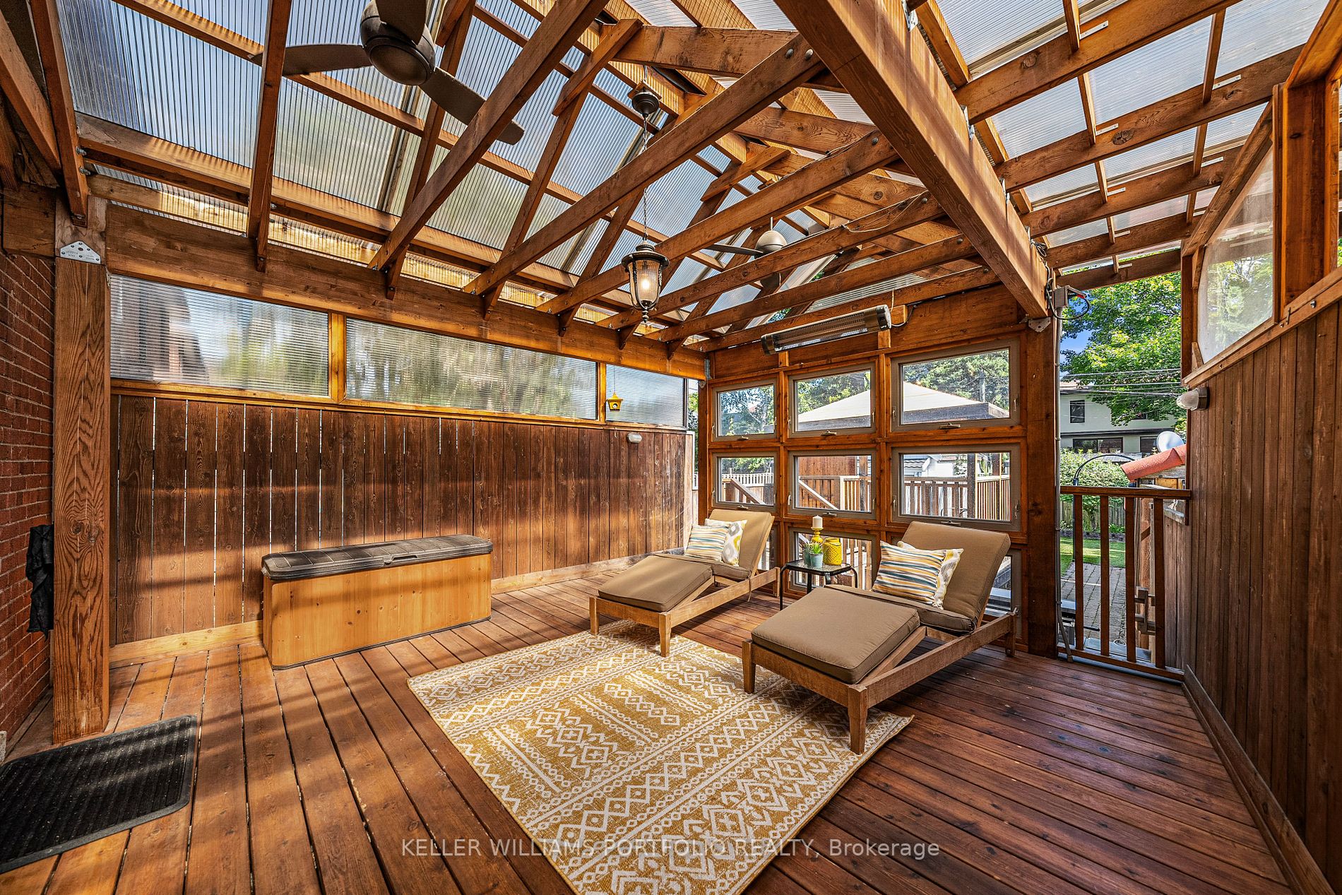 35 Belcourt Rd
