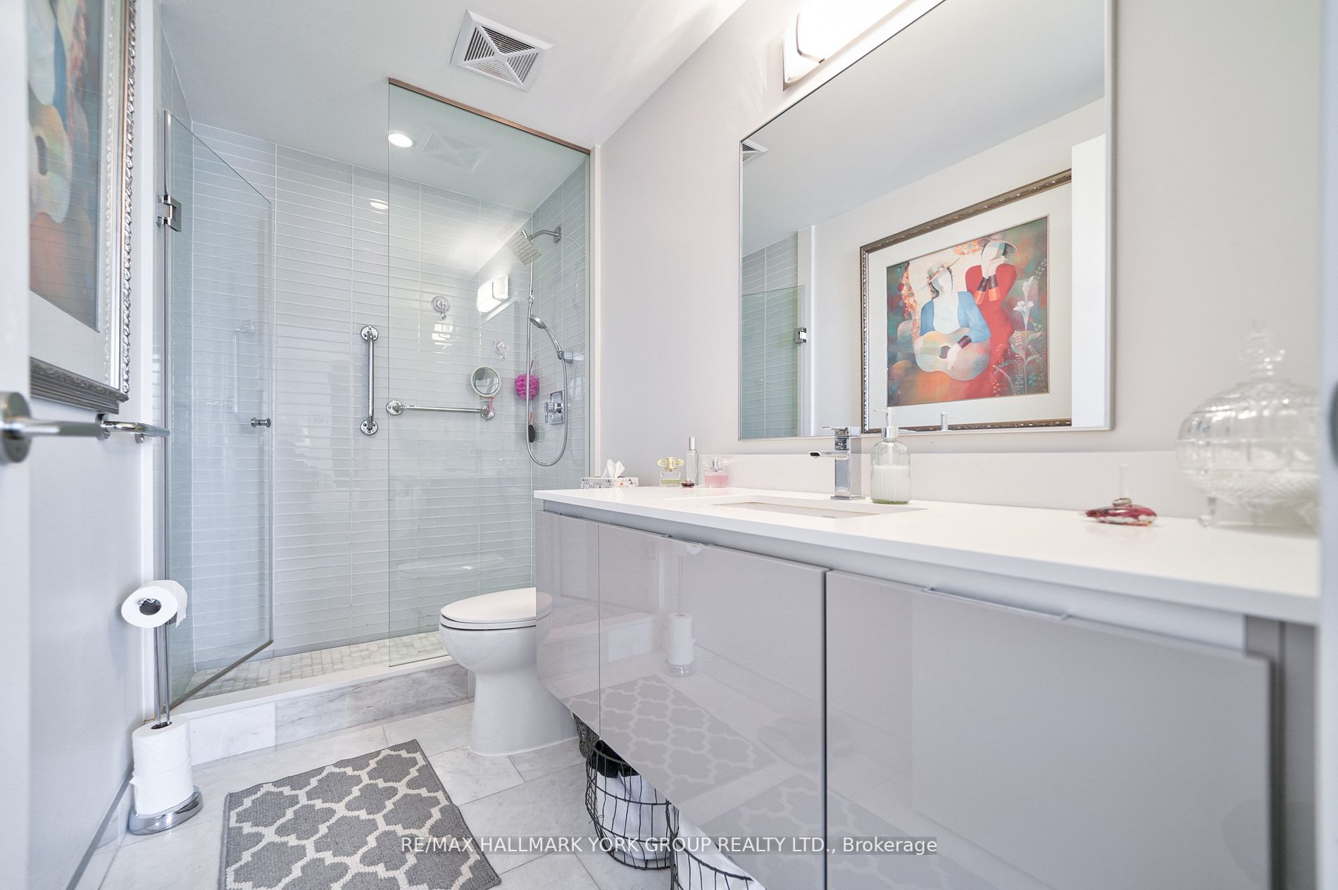 200 Bloor St W, #2706