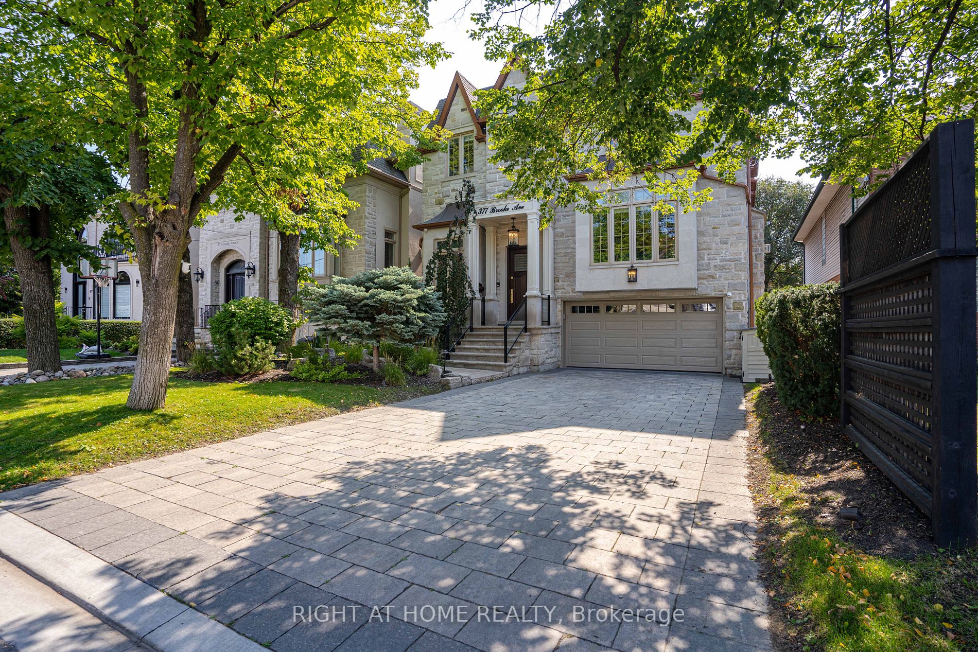 377 Brooke Ave