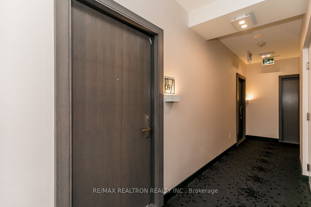 52 Forest Manor Rd, #1109