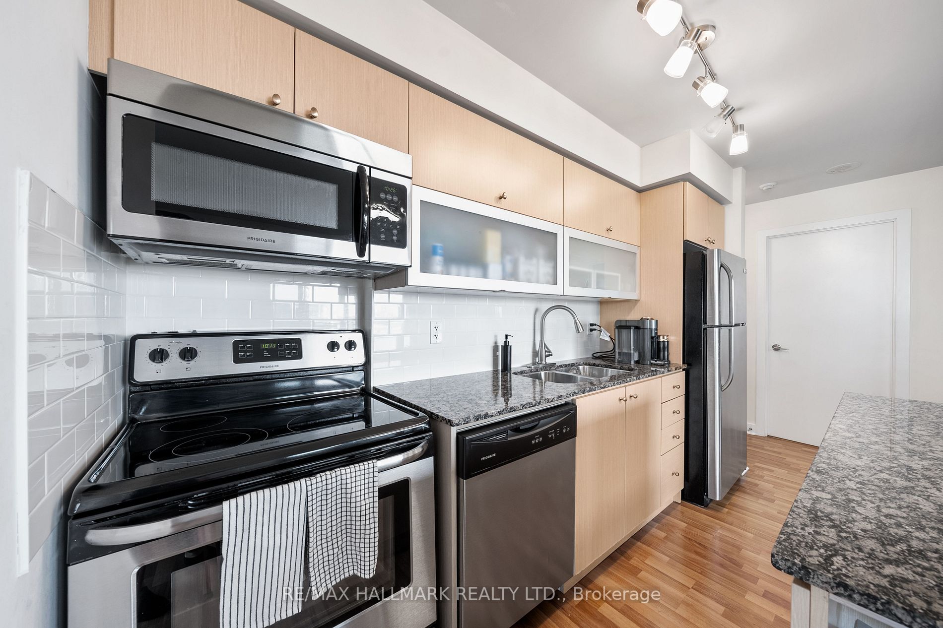 100 Western Battery Rd, #707