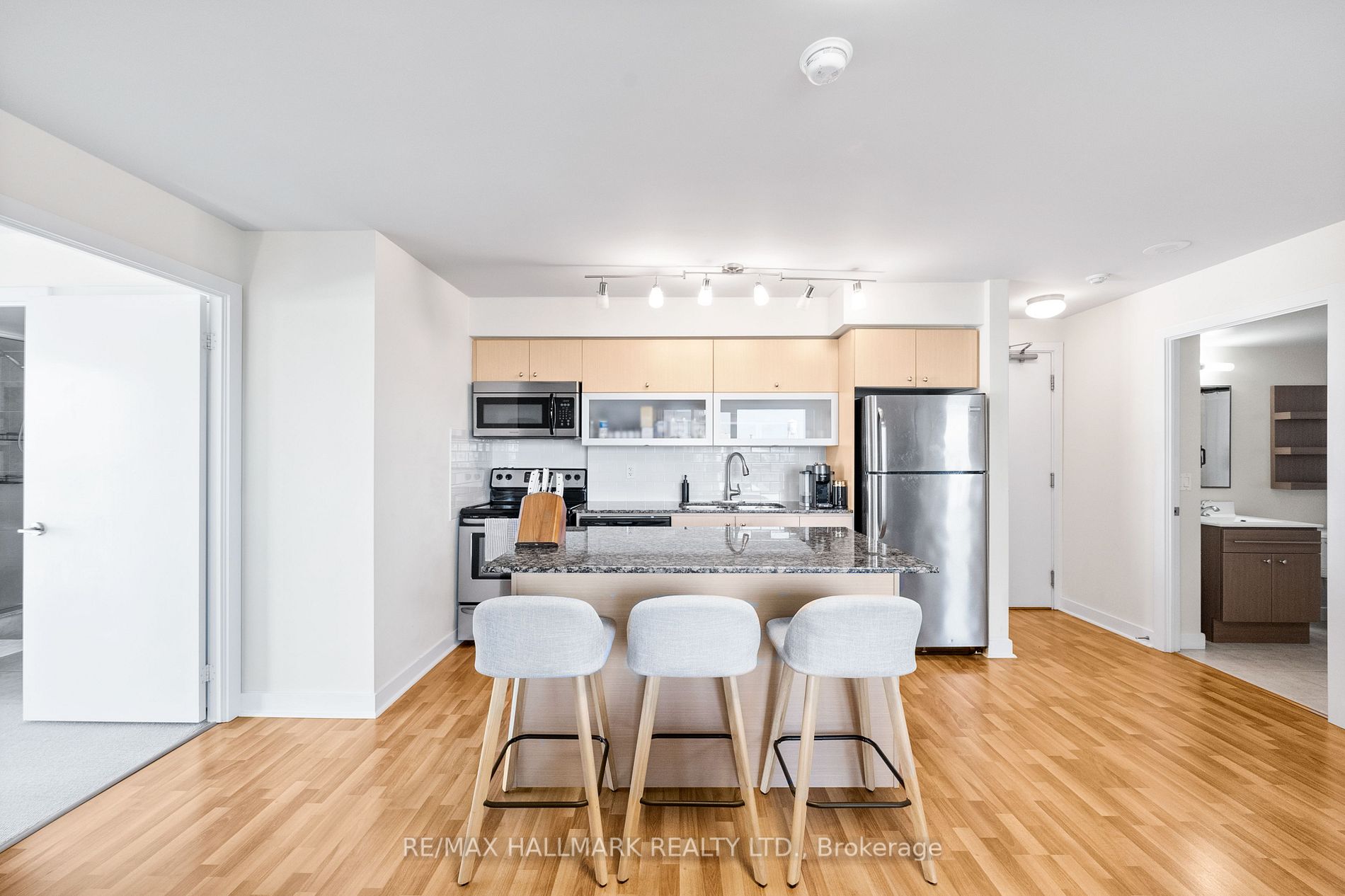 100 Western Battery Rd, #707