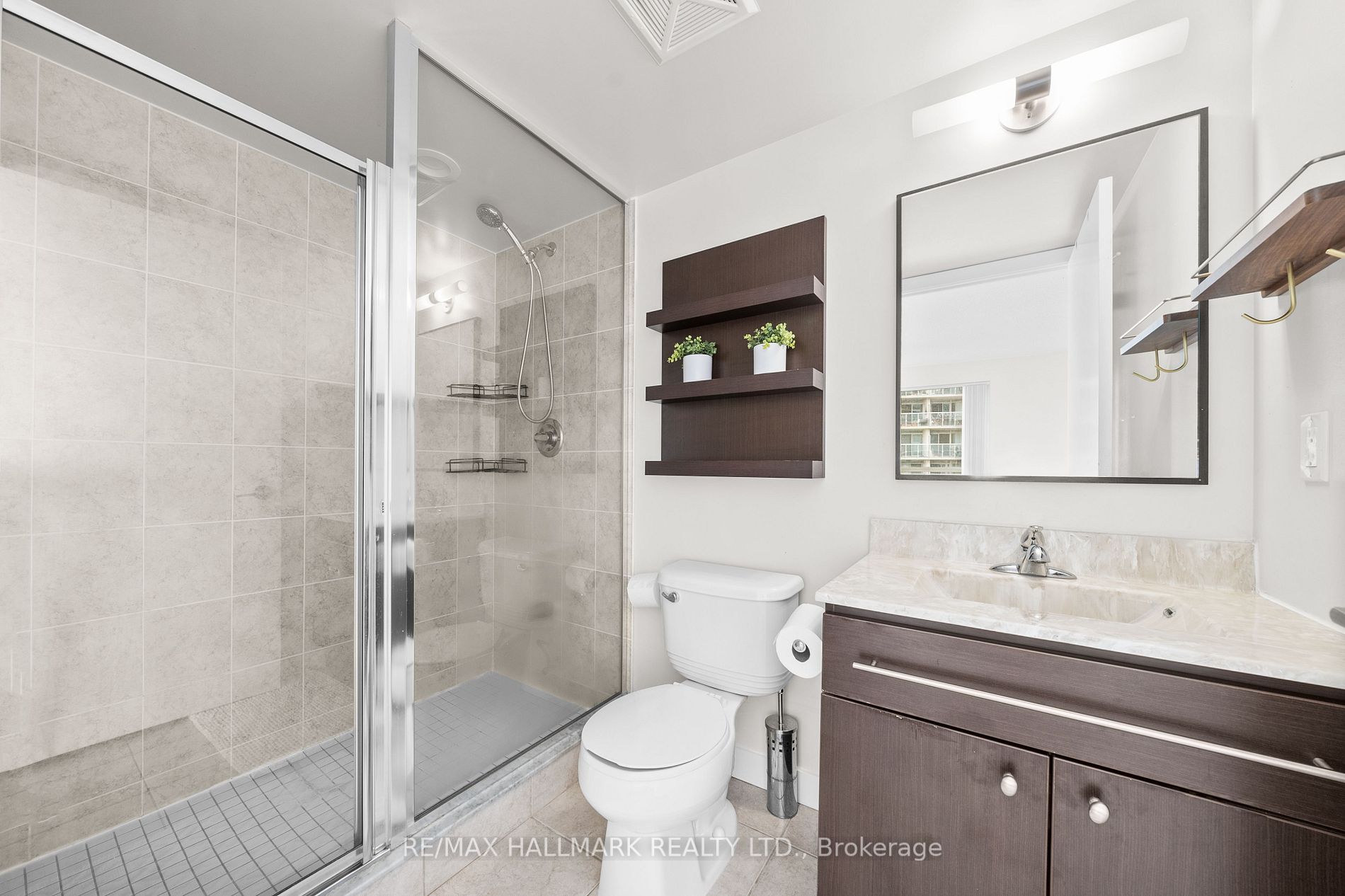 100 Western Battery Rd, #707