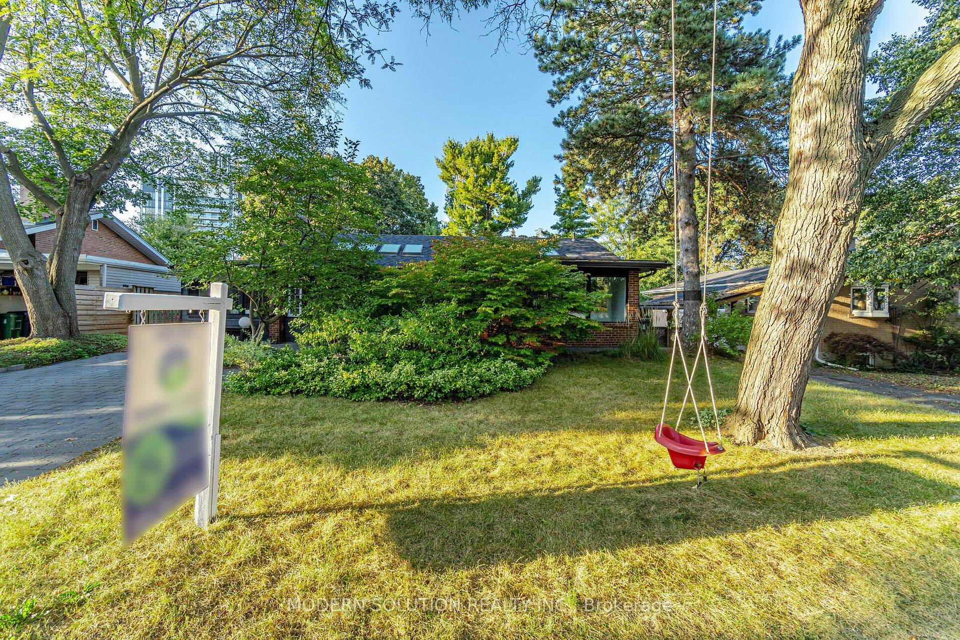 92 Cottonwood Dr