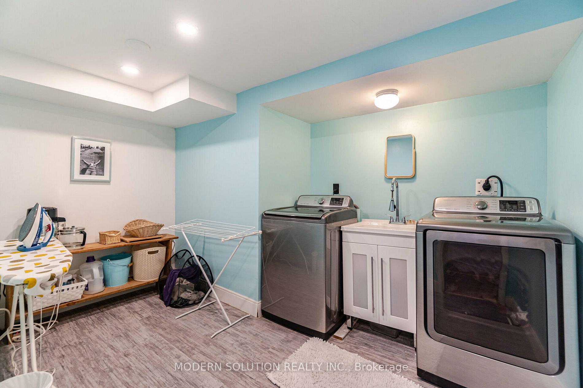 92 Cottonwood Dr