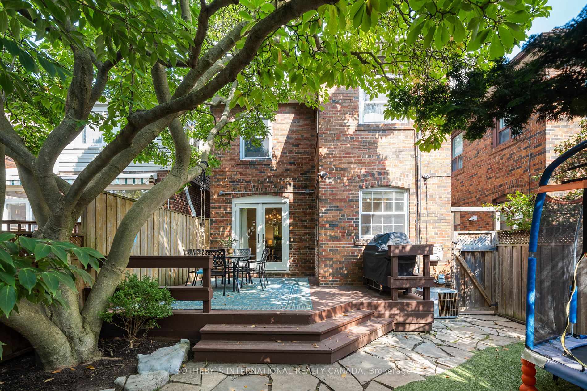 25 Cranbrooke Ave