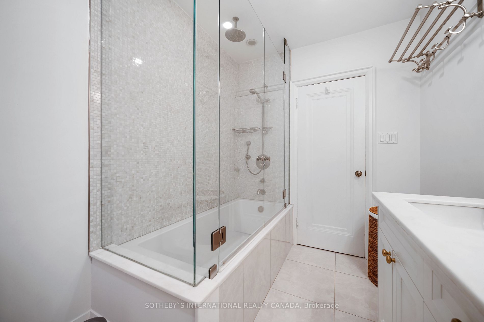 25 Cranbrooke Ave