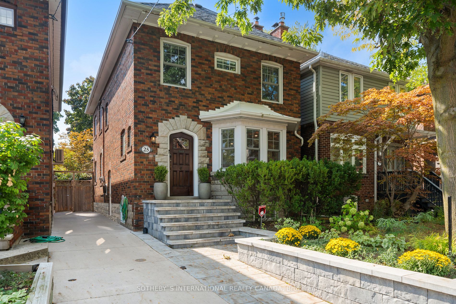 25 Cranbrooke Ave