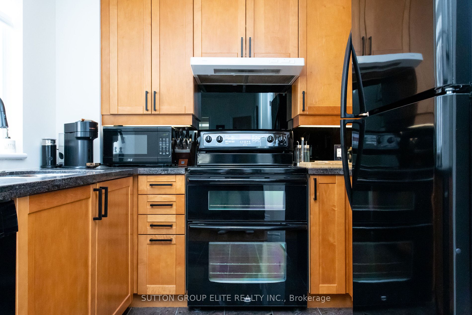 55 Bloor St E, #1907