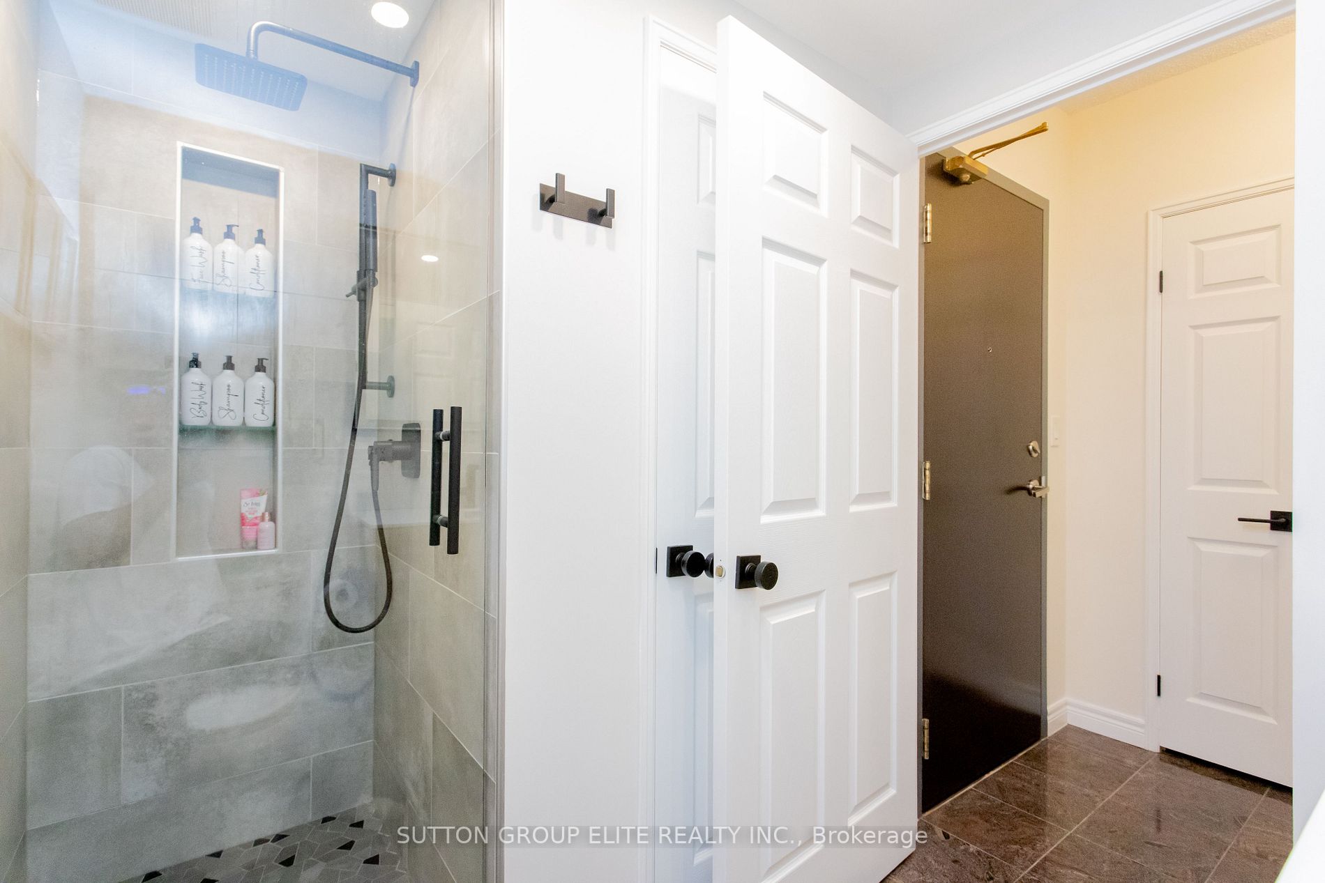 55 Bloor St E, #1907