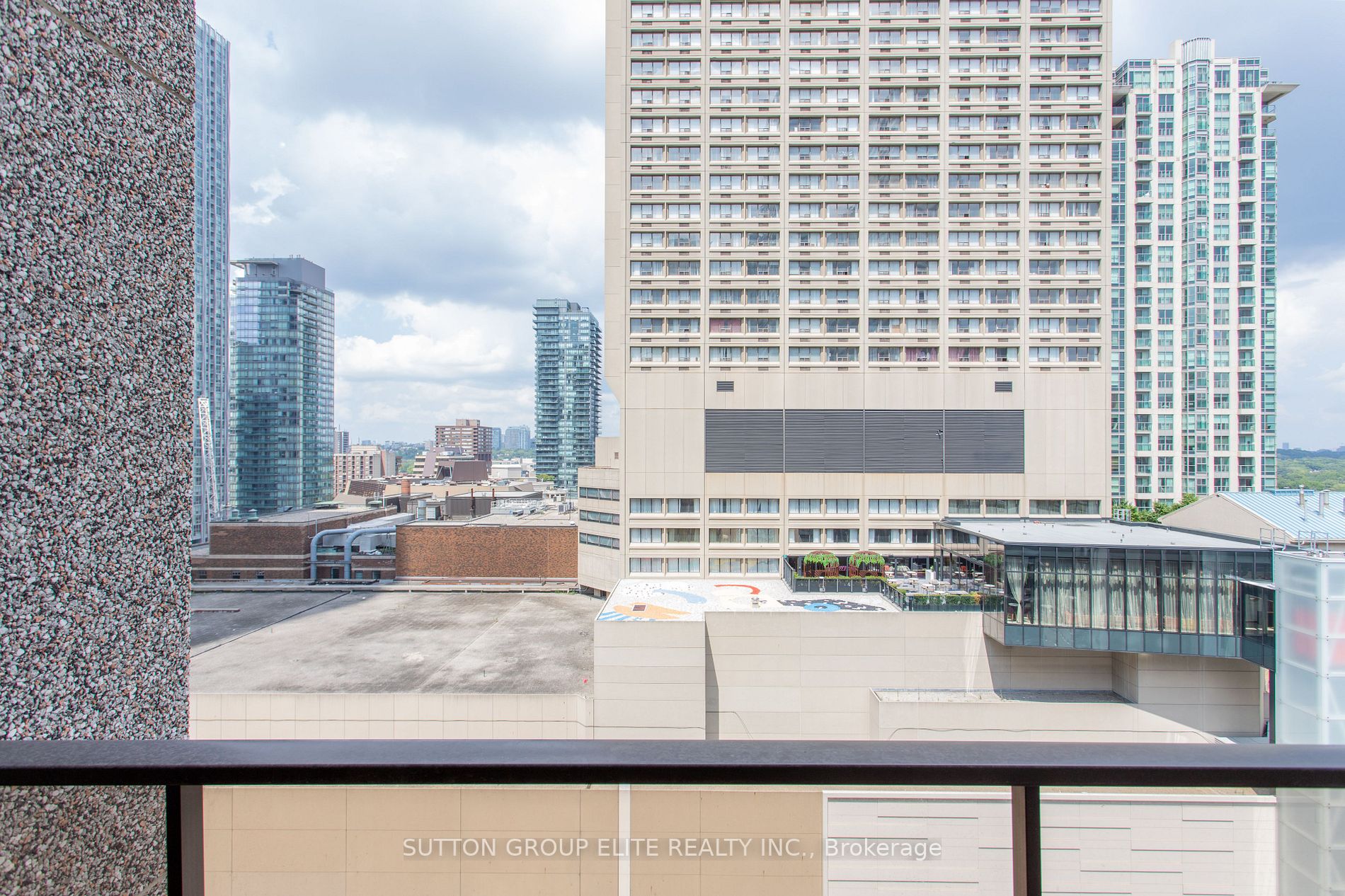 55 Bloor St E, #1907