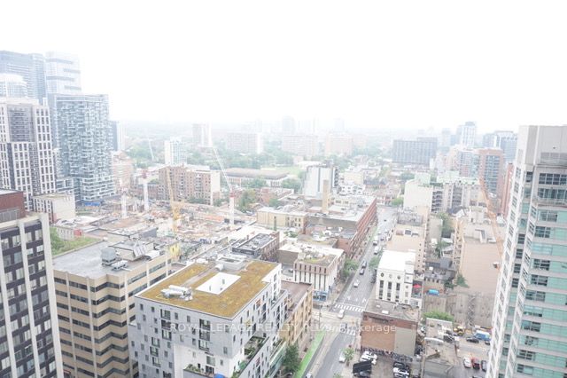 25 Richmond St E, #2416
