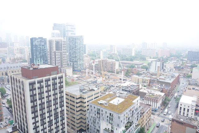 25 Richmond St E, #2416