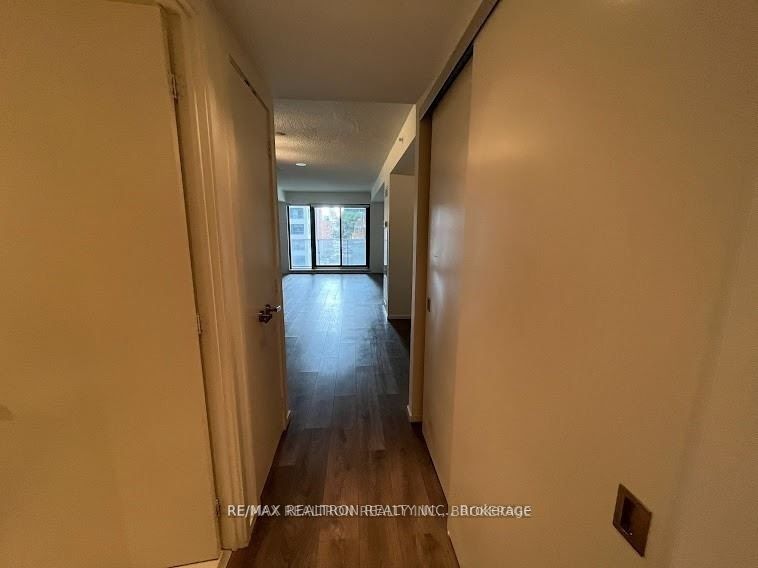 159 Dundas St E, #602