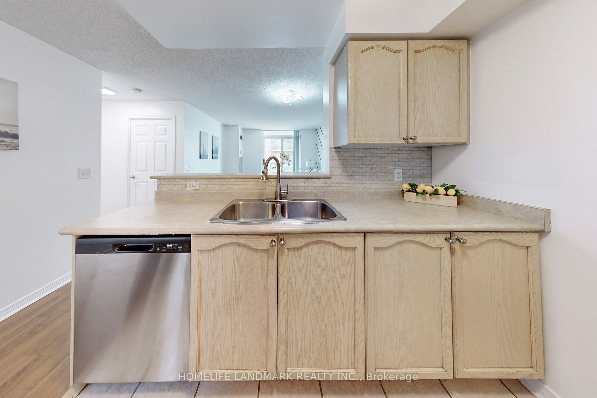 26 Olive Ave, #Ph5