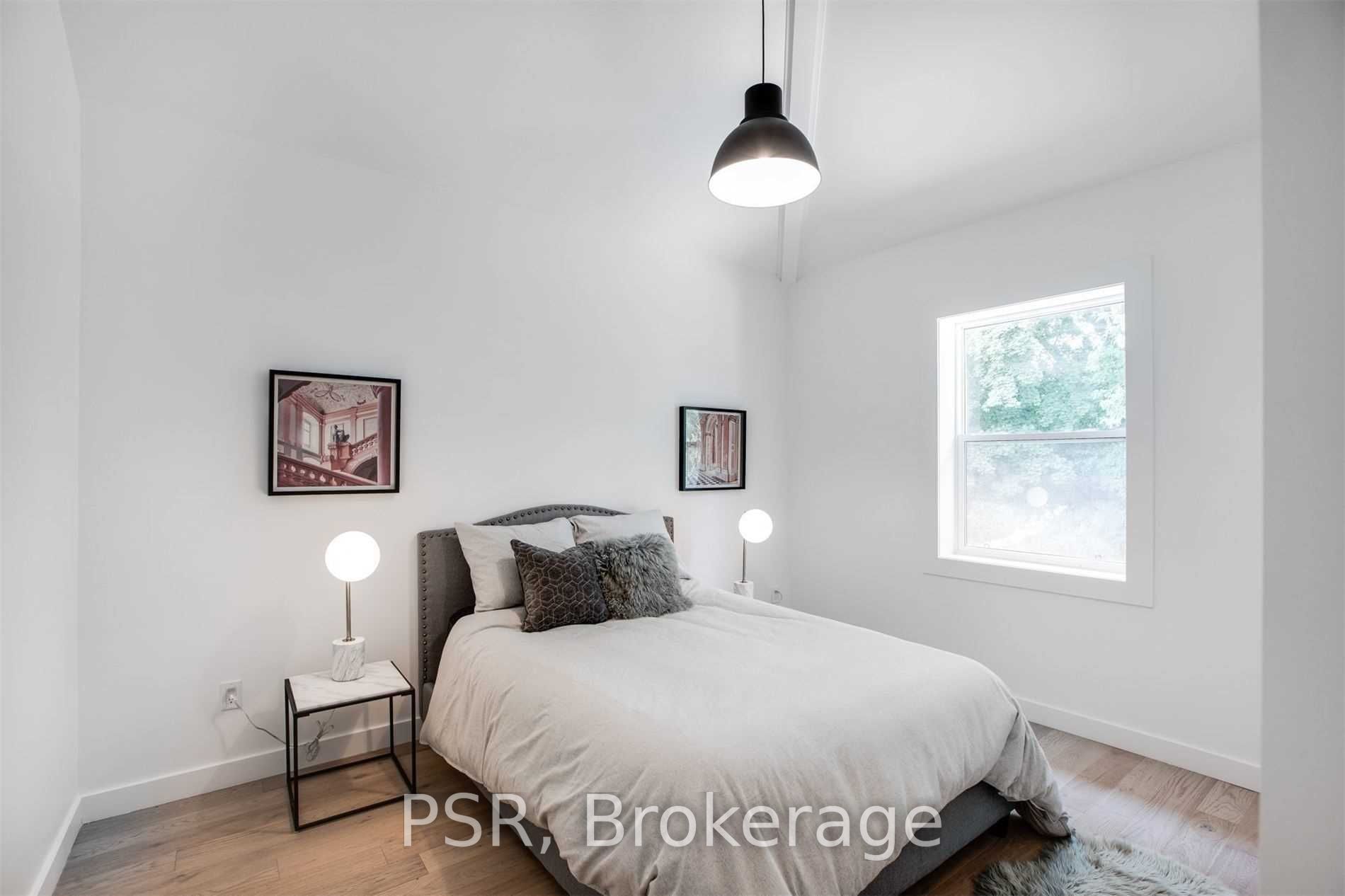 114 Braemar Ave, #Upper
