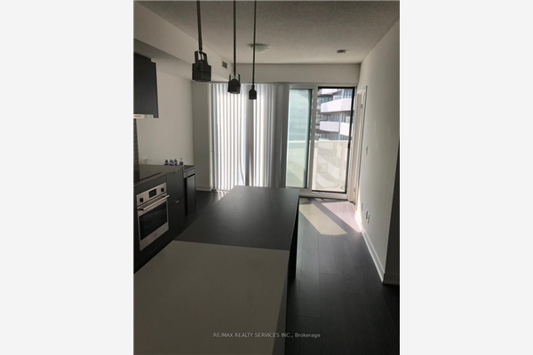 88 Harbour St, Toronto