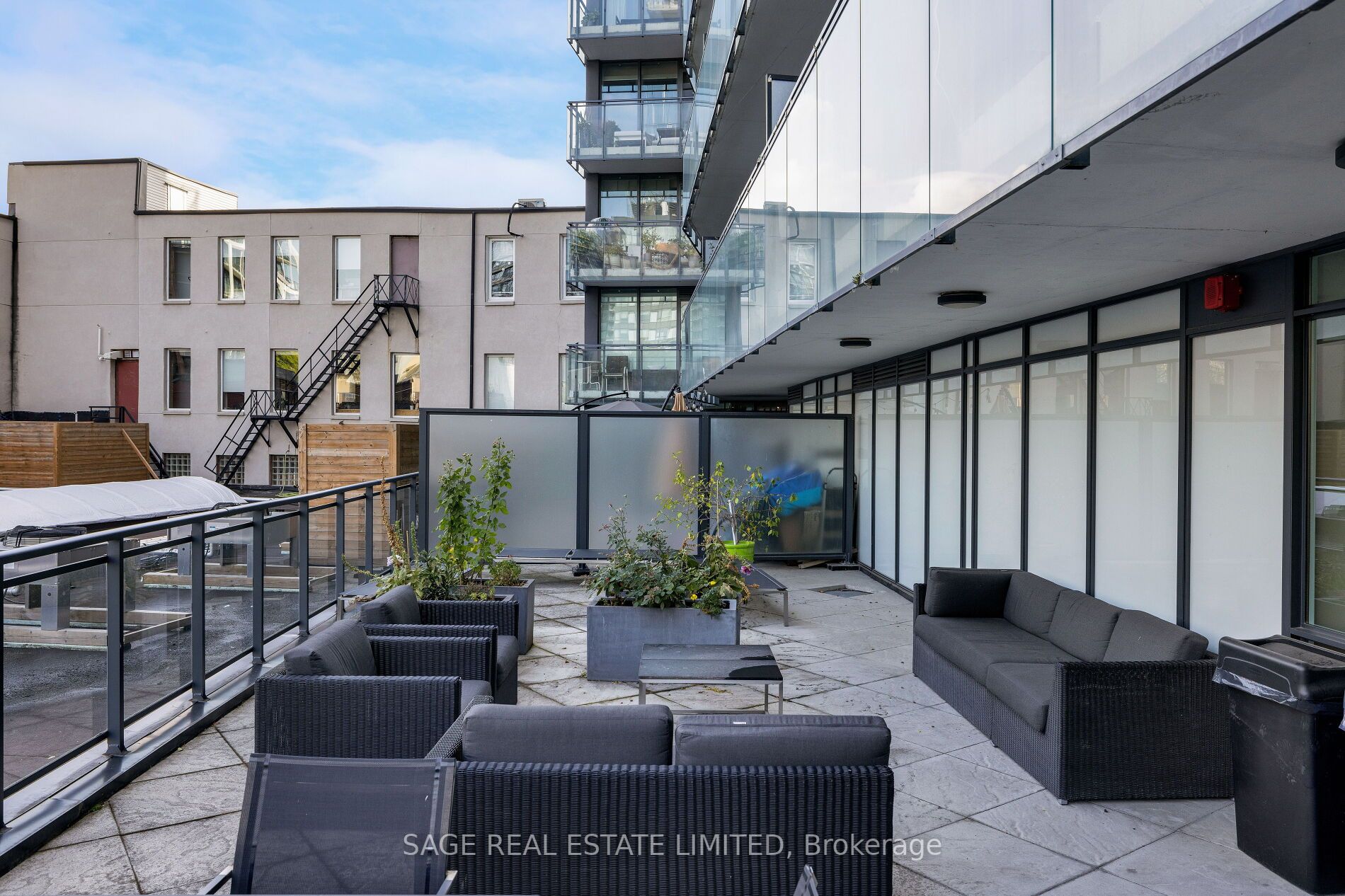 318 King St E, #1101