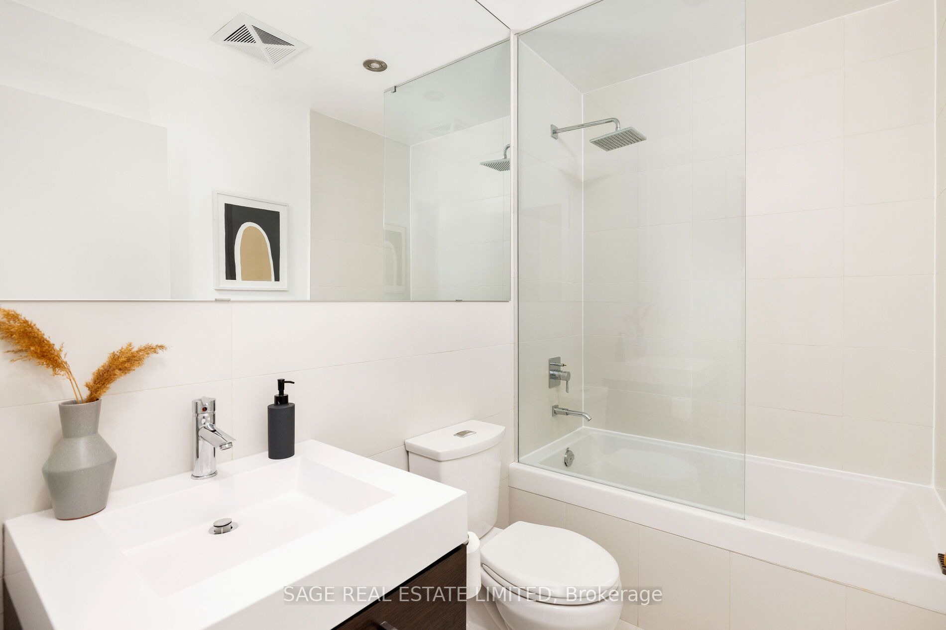 318 King St E, #1101