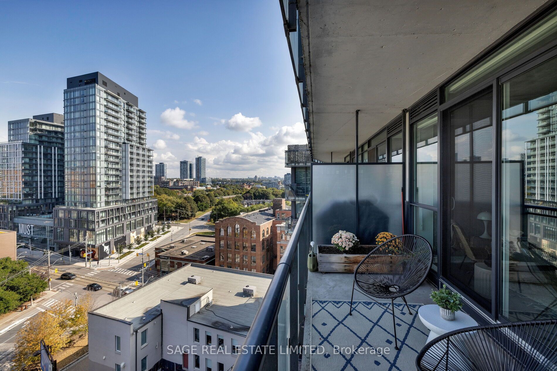 318 King St E, #1101