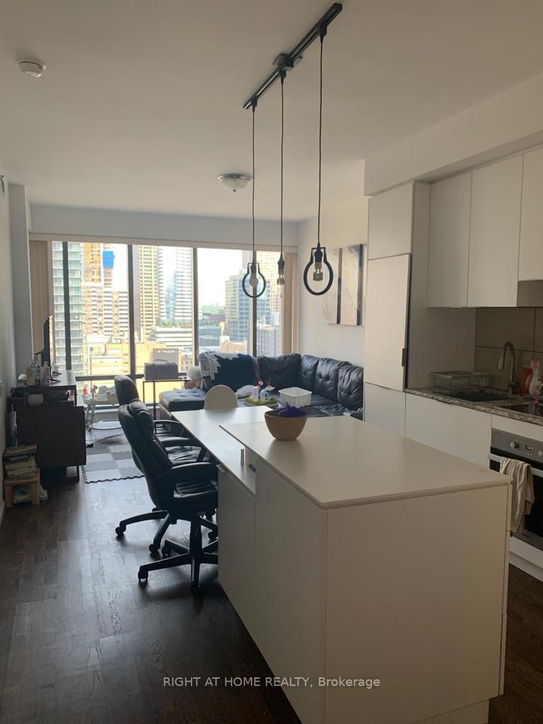 5 St. Joseph St, #1509