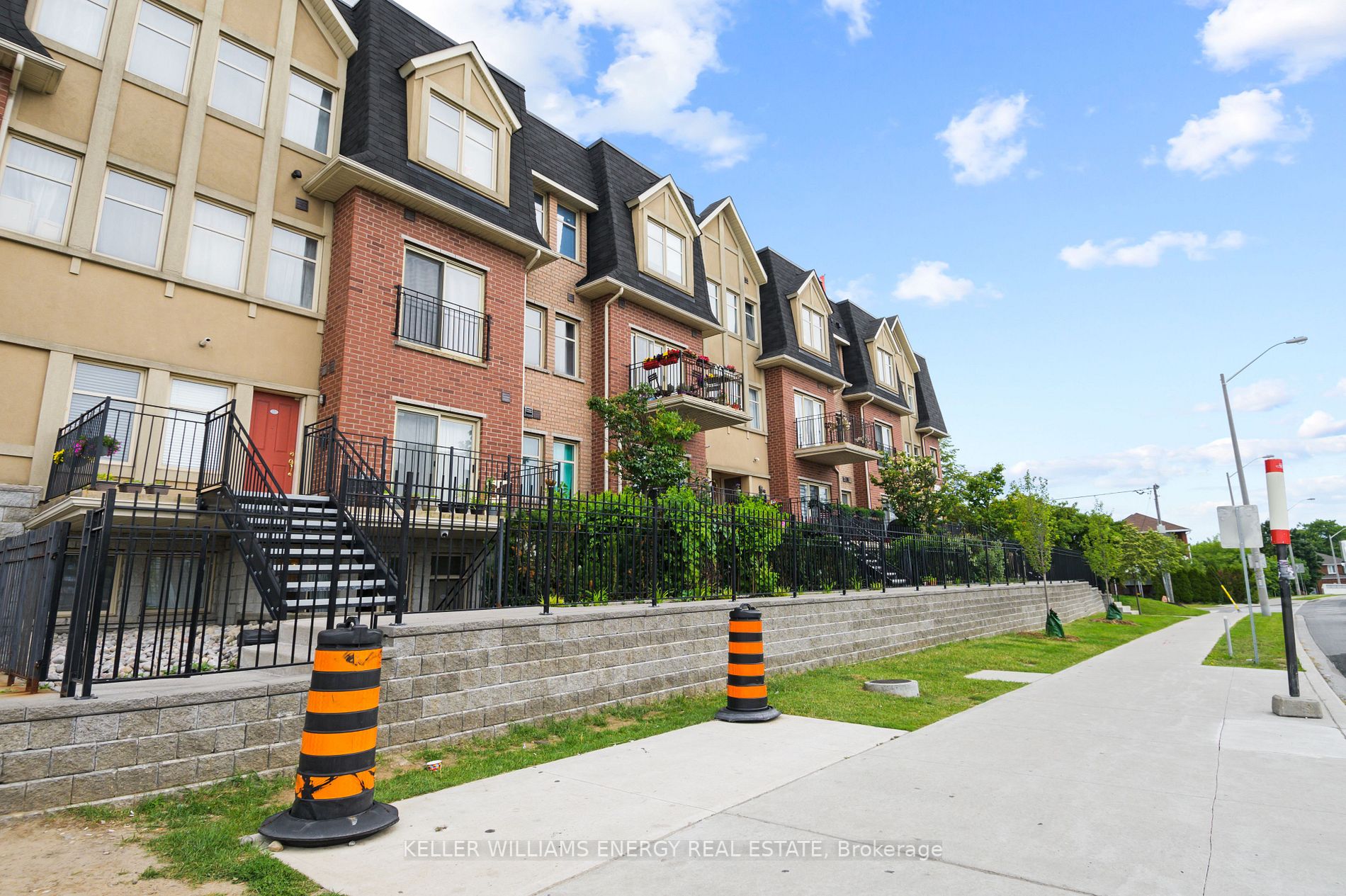 1837 Eglinton Ave E, #225
