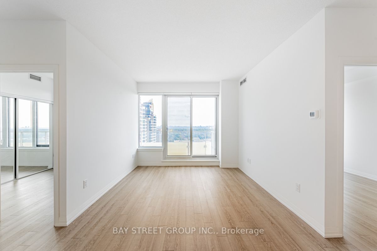 75 Canterbury Place, #2516