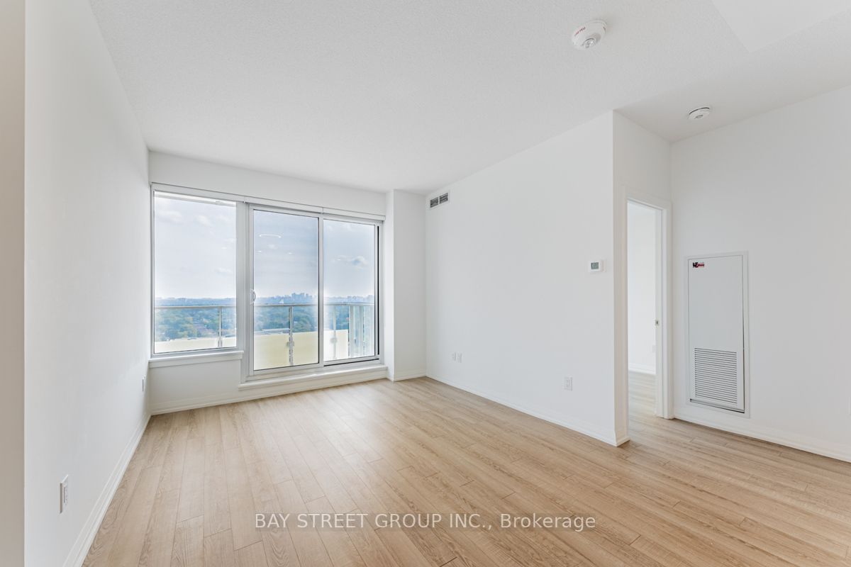 75 Canterbury Place, #2516