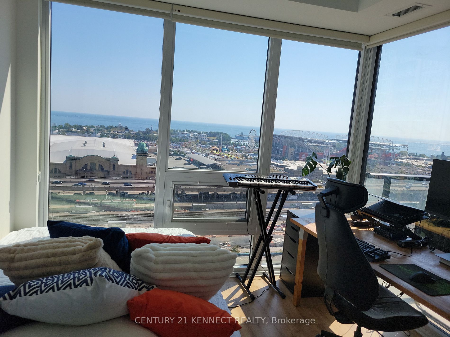 135 East Liberty St, #1312