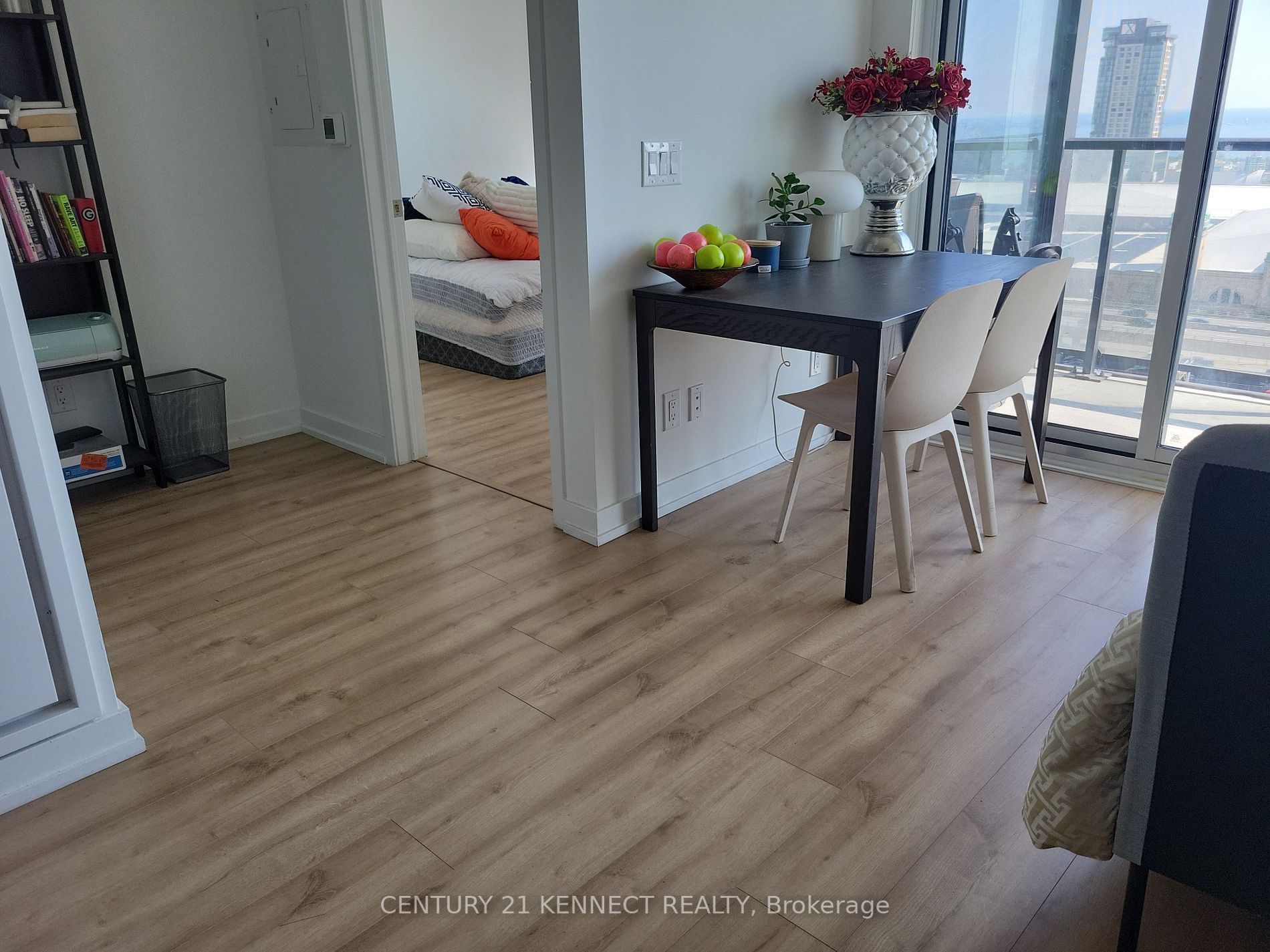 135 East Liberty St, #1312