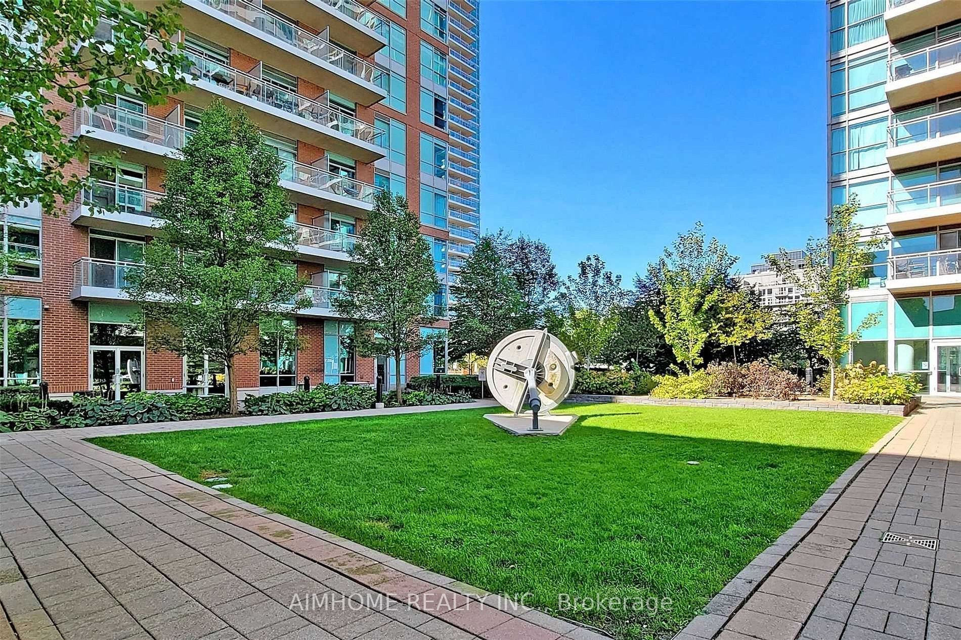 50 Lynn Williams St, #1906