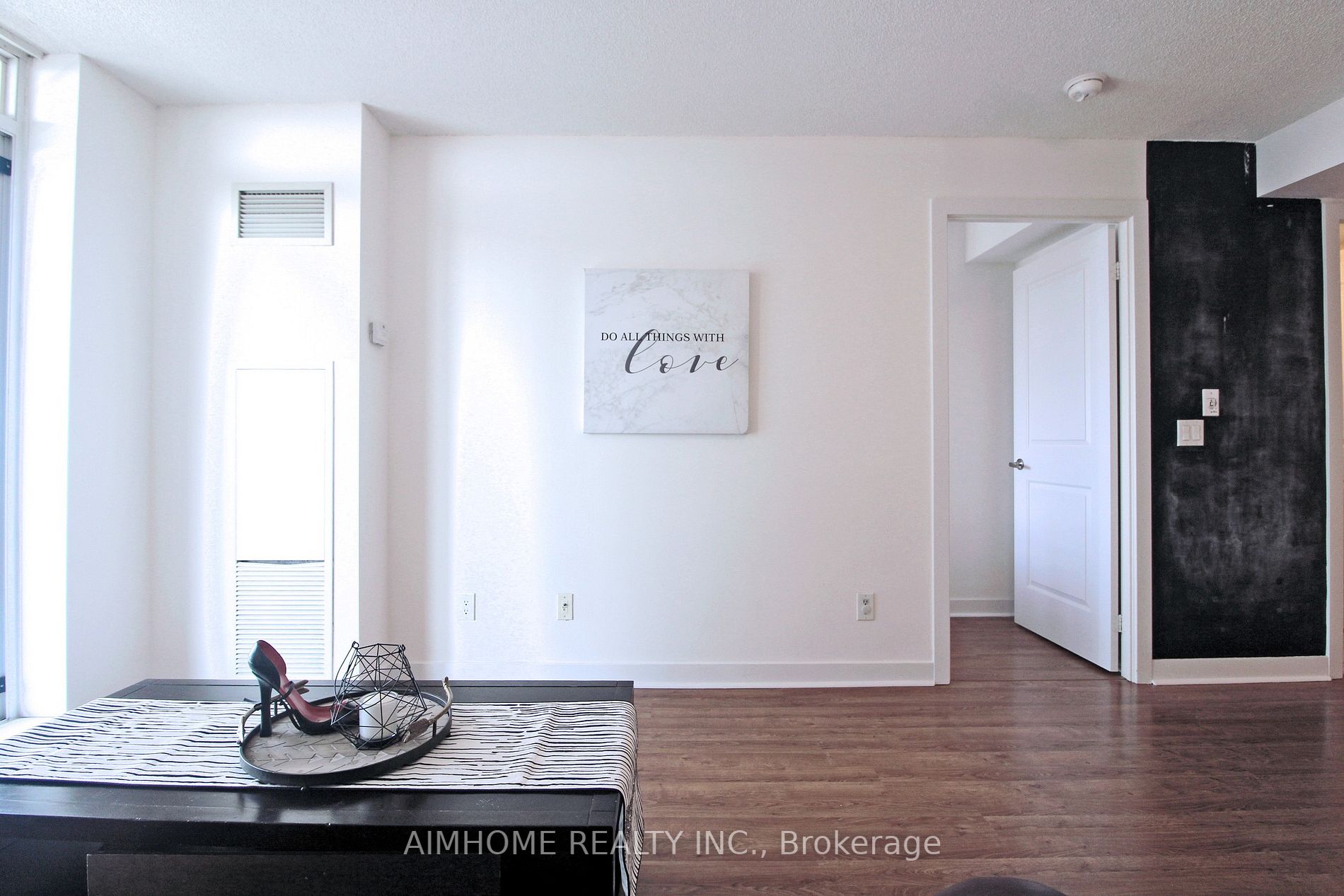 50 Lynn Williams St, #1906