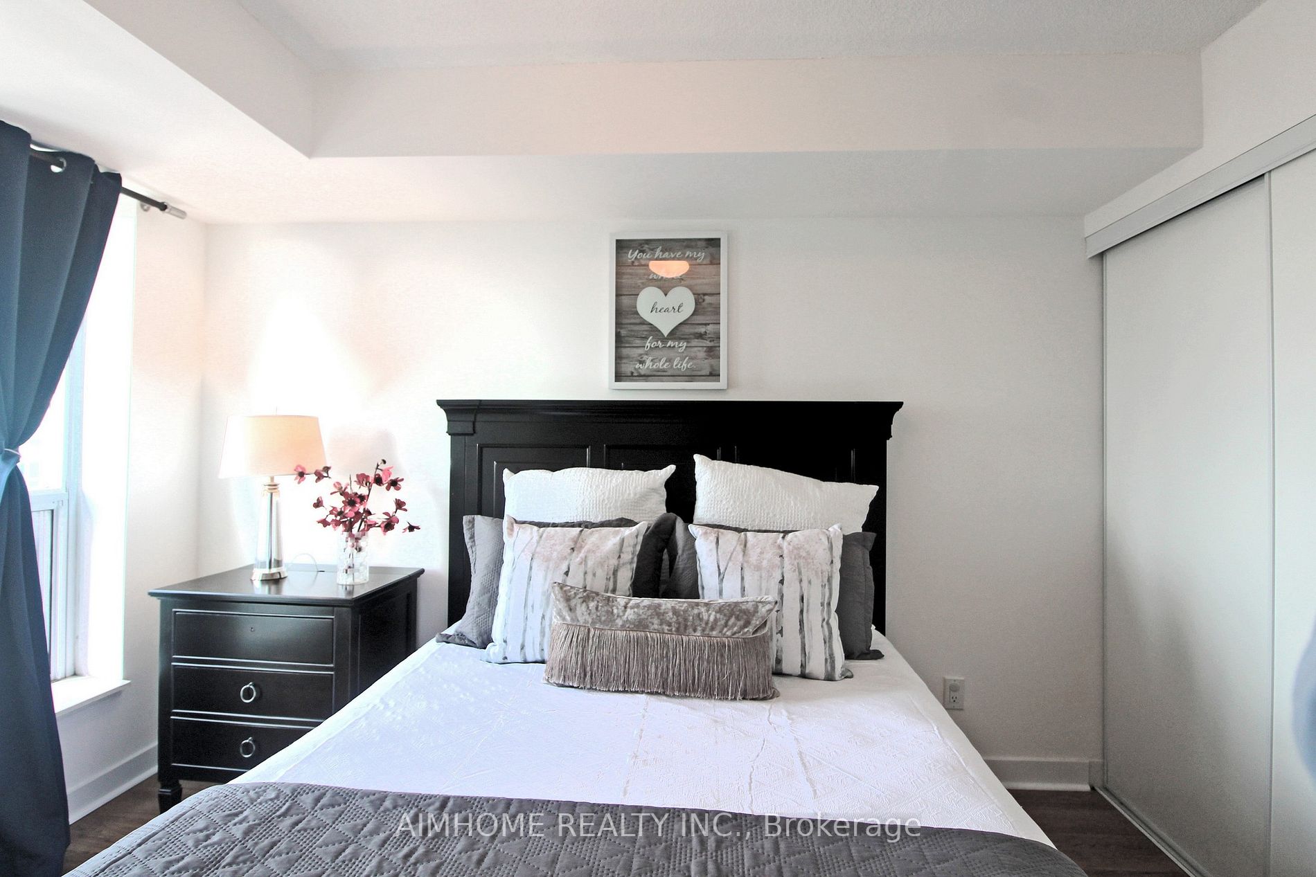 50 Lynn Williams St, #1906